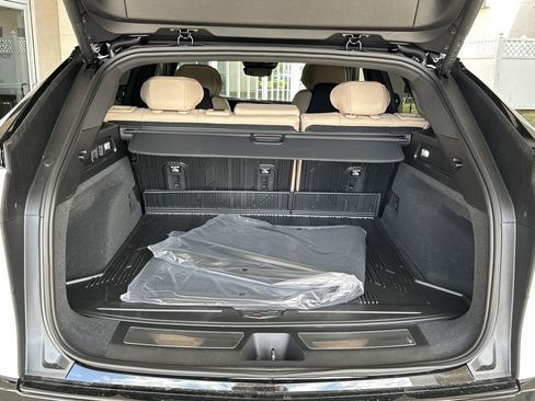 New 2026 Cadillac Lyriq Signature Sport w/ Nappa Leather Package RWD image 26