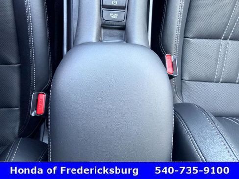 Certified 2024 Honda HR-V EX-L image 41