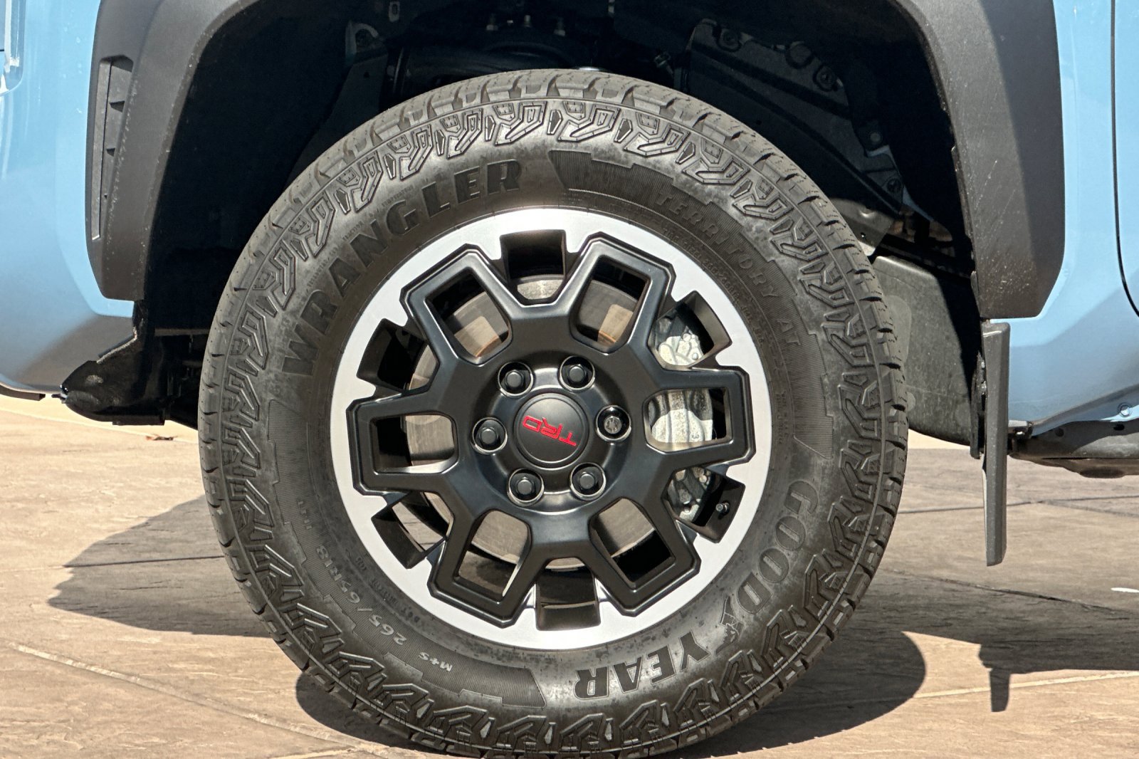 Used 2026 Toyota Tacoma TRD Off-Road w/ TRD Off Road Premium Package AWD/4WD image 33