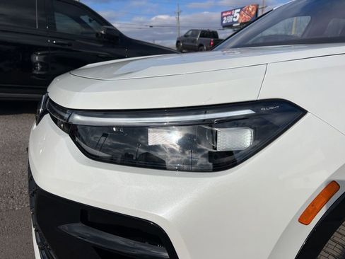 New 2026 Volkswagen Tiguan SEL R-Line image 9