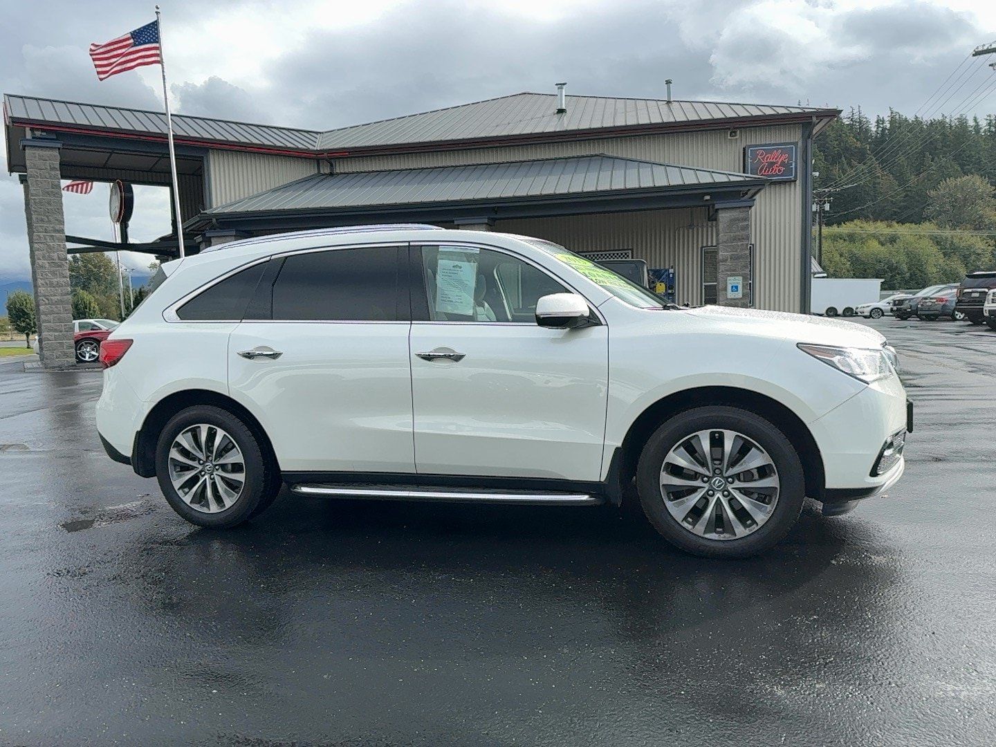 Used 2015 Acura MDX w/ Tech & Entertainment Pkg AWD/4WD image 4