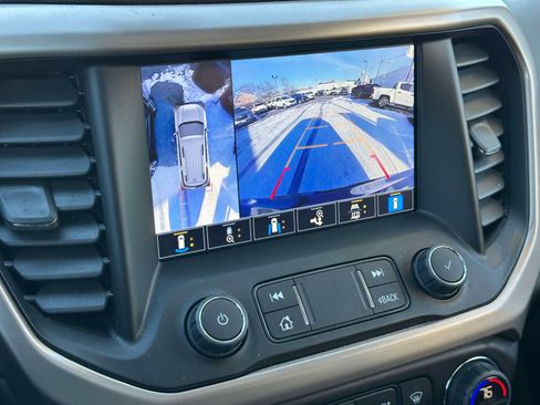 Used 2023 GMC Acadia Denali w/ Denali Ultimate Package image 30