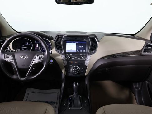 Used 2017 Hyundai Santa Fe Sport image 28