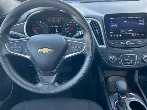 Used 2024 Chevrolet Malibu LS image 41