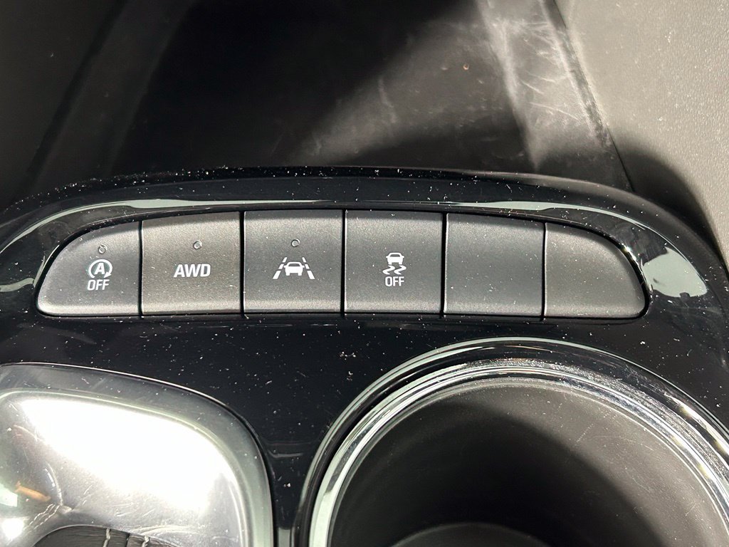 Used 2023 Buick Encore GX Essence w/ Experience Buick Package AWD/4WD image 22