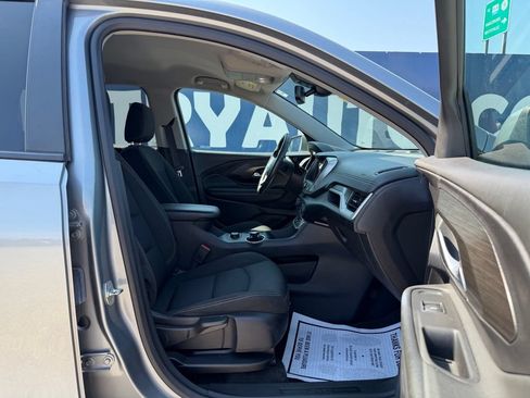 Used 2024 GMC Terrain SLE FWD image 26