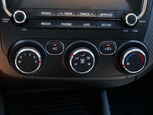 Used 2018 Kia Forte S w/ S Technology Plus Package FWD image 24