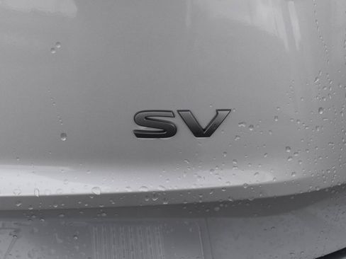 Certified 2024 Nissan Rogue SV w/ SV Premium Package FWD image 8