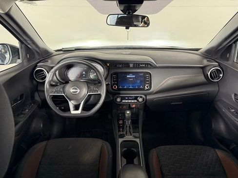Used 2023 Nissan Kicks SR image 21