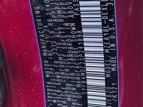 Used 2025 Toyota Corolla LE image 23