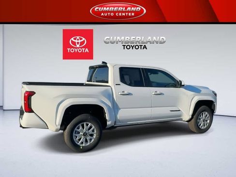 New 2026 Toyota Tacoma SR5 image 9