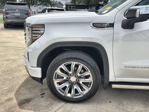 Certified 2024 GMC Sierra 1500 Denali AWD/4WD image 32