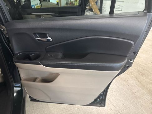 Used 2017 Honda Pilot EX-L image 52