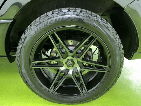 Used 2015 Lincoln Navigator 4WD image 13