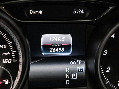 Used 2019 Mercedes-Benz GLA 250 4MATIC image 23