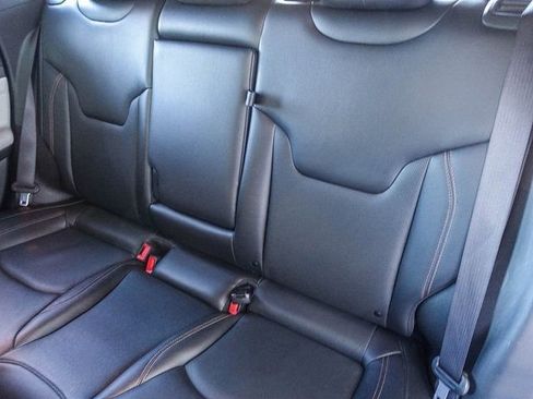 Used 2023 Jeep Compass Limited image 28