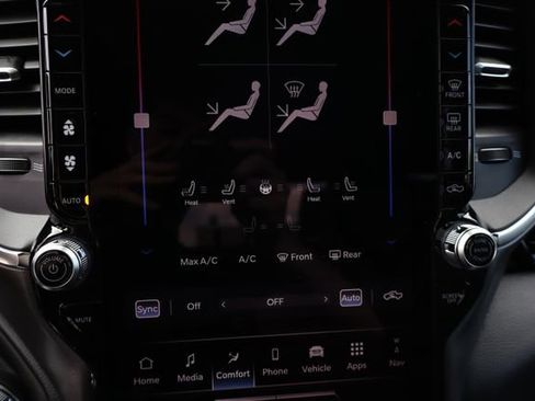 New 2026 RAM 1500 Laramie w/ Night Edition AWD/4WD image 27
