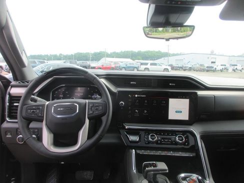 New 2026 GMC Sierra 1500 Denali AWD/4WD image 17
