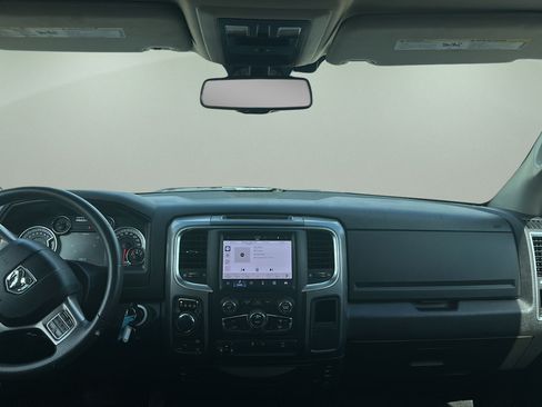 Used 2022 RAM 1500 Classic SLT w/ Electronics Group AWD/4WD image 9