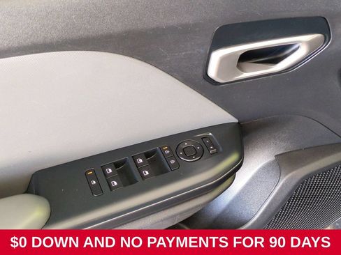 Used 2025 Kia K4 FWD image 13