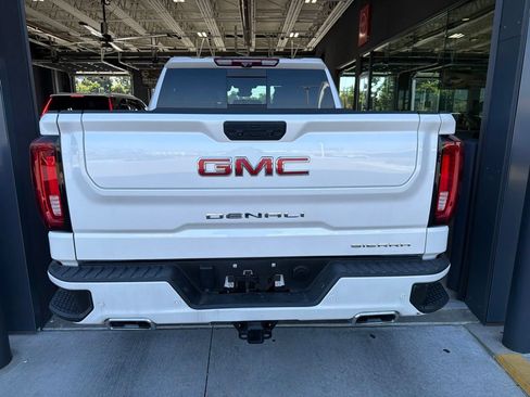Used 2024 GMC Sierra 1500 Denali w/ Technology Package RWD image 5