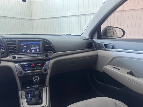 Used 2018 Hyundai Elantra SEL w/ Cargo Package FWD image 16