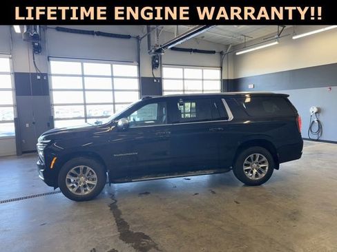 New 2026 Chevrolet Suburban Premier image 6