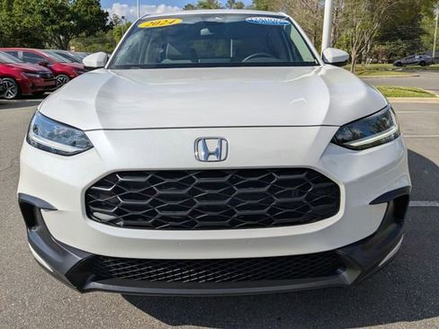 Certified 2024 Honda HR-V LX image 3