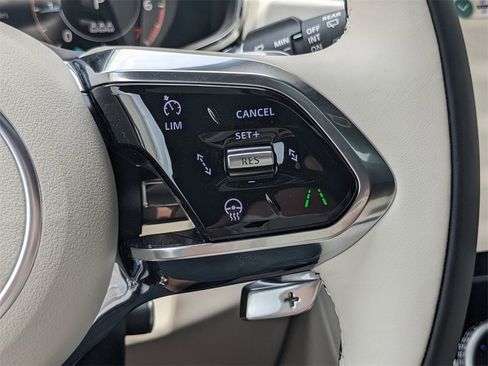 New 2026 Jaguar F-PACE R-Dynamic S image 24