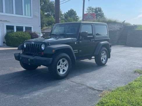Used 2012 Jeep Wrangler Sport AWD/4WD image 1