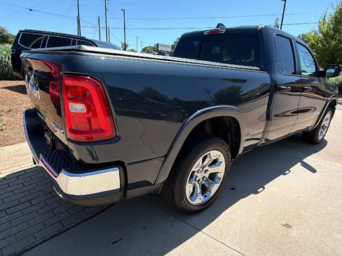 Used 2025 RAM 1500 Big Horn AWD/4WD image 8