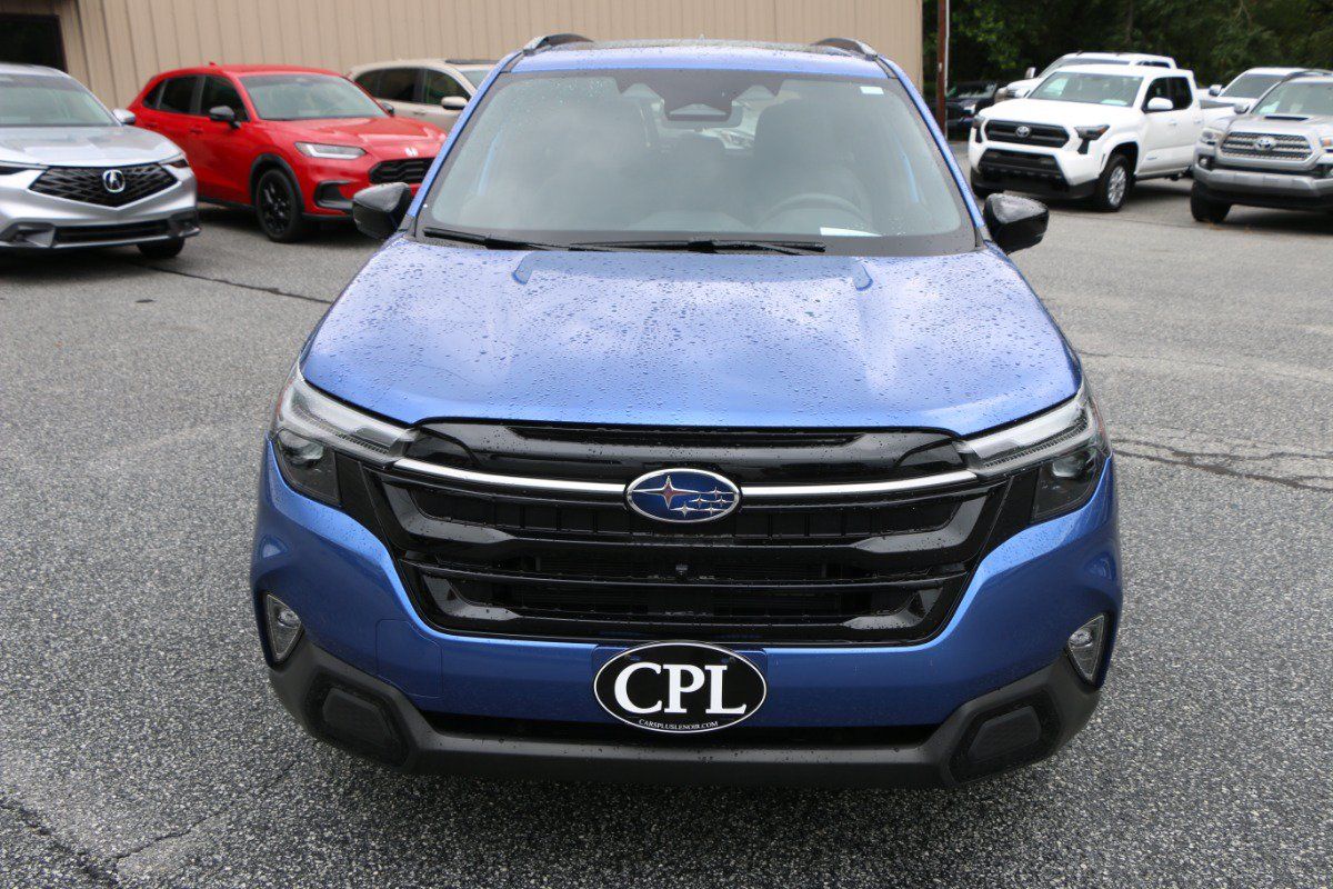 Used 2025 Subaru Forester Touring AWD/4WD image 11