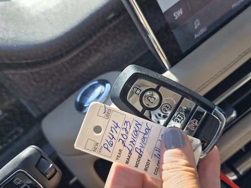 Certified 2023 Lincoln Aviator Reserve w/ Equipment Group 201A image 15