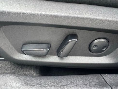 Used 2022 Mitsubishi Outlander SEL image 20