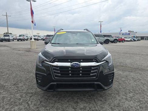 Used 2023 Subaru Ascent Limited image 10