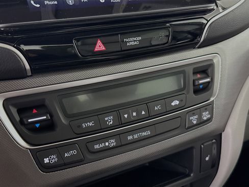 New 2026 Honda Ridgeline RTL image 17