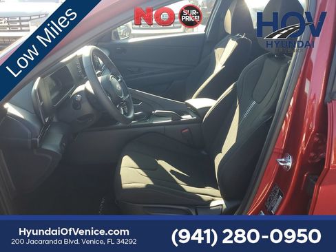 Certified 2025 Hyundai Elantra Sport FWD image 21