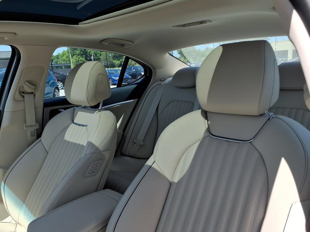 Used 2026 Genesis G70 2.5T Prestige RWD image 17