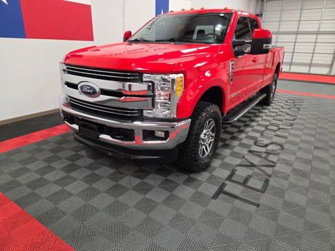 Used 2017 Ford F350 Lariat w/ Lariat Value Package image 3