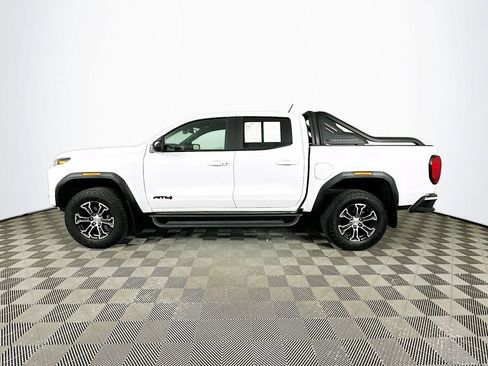 Used 2025 GMC Canyon AT4 AWD/4WD image 5