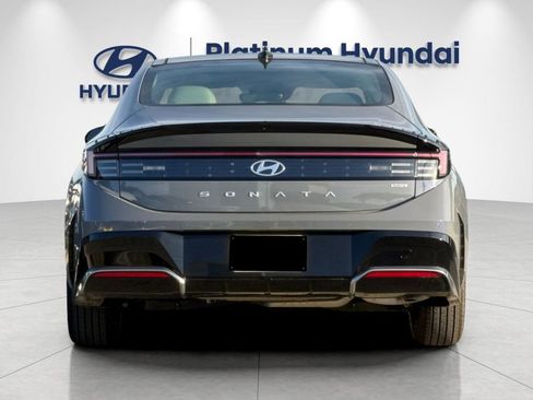 New 2026 Hyundai Sonata Limited FWD image 5