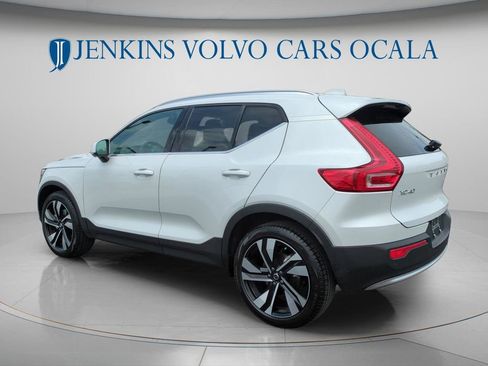 Certified 2024 Volvo XC40 B5 Ultimate w/ Protection Package Premier AWD/4WD image 5