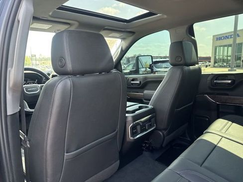 Used 2022 GMC Sierra 2500 Denali AWD/4WD image 25