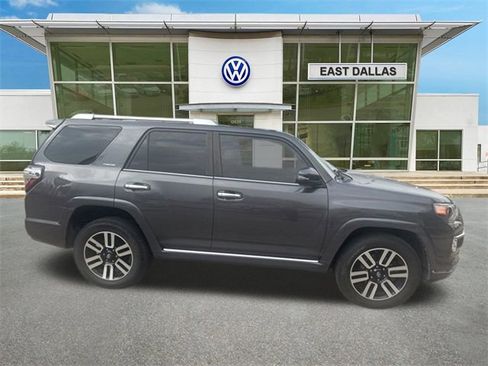Used 2017 Toyota 4Runner Limited image 5
