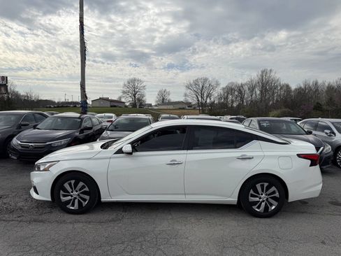 Used 2021 Nissan Altima 2.5 S image 3