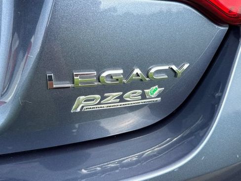 Used 2015 Subaru Legacy 2.5i Limited AWD/4WD image 16