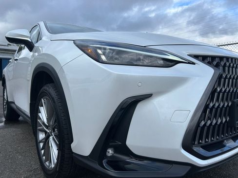 Used 2025 Lexus NX 350 AWD w/ Cold Area Package image 33