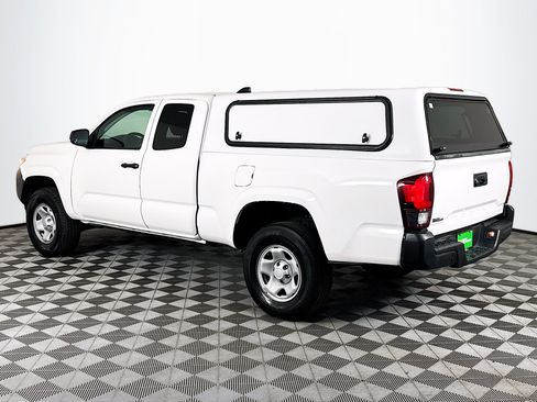 Used 2023 Toyota Tacoma SR RWD image 6