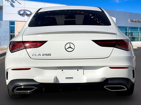 Used 2022 Mercedes-Benz CLA 250 image 4