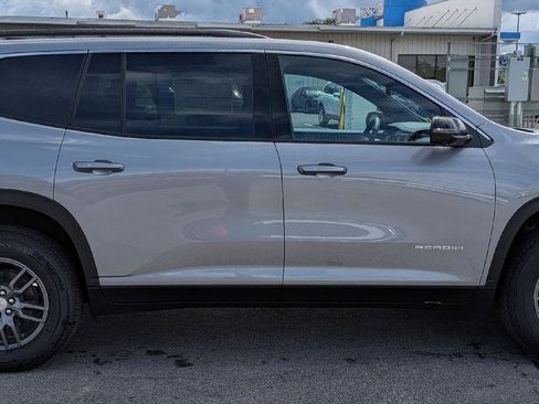 New 2026 GMC Acadia Elevation w/ LPO, All-Weather Package AWD/4WD image 5